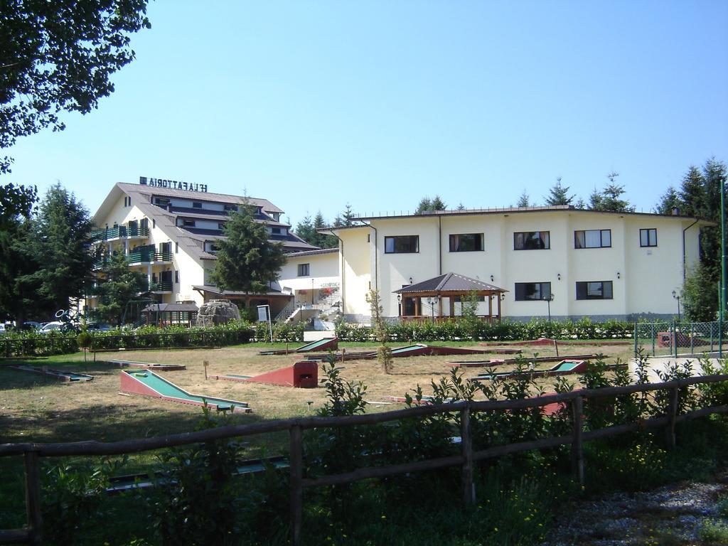 Hotel La Fattoria Camigliatello Silano Extérieur photo