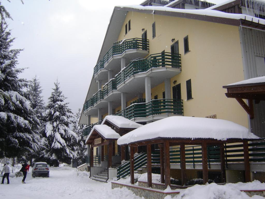 Hotel La Fattoria Camigliatello Silano Extérieur photo